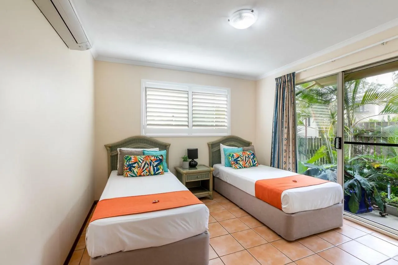 Apartahotel Sunlit Waters Studio Apartments Airlie Beach